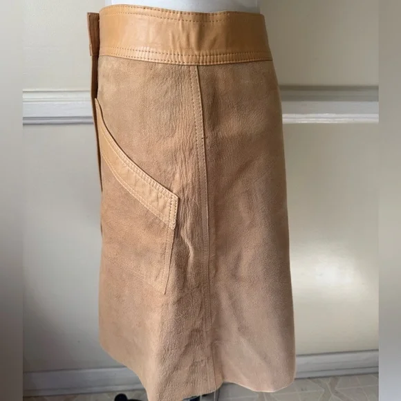 Vintage 70’s suede/leather Reversible A-line Midi Skirt. Snap button front. M - Picture 2 of 13